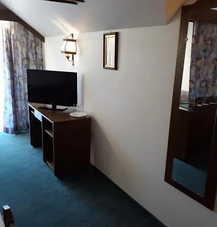 Tannenhof Schwarzw. Hotel 3*