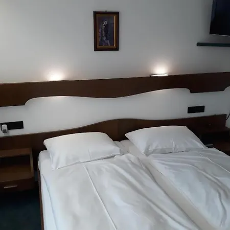 Hotel Tannenhof Schwarzw. 3*